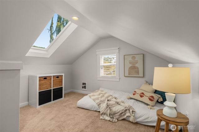 10530 Ashworth Avenue N, Seattle, WA 98133