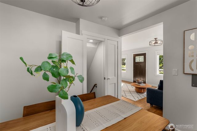 10530 Ashworth Avenue N, Seattle, WA 98133