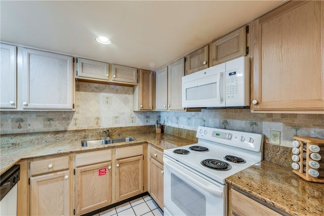 1419 S Eleventh 203, Port Aransas, TX 78373