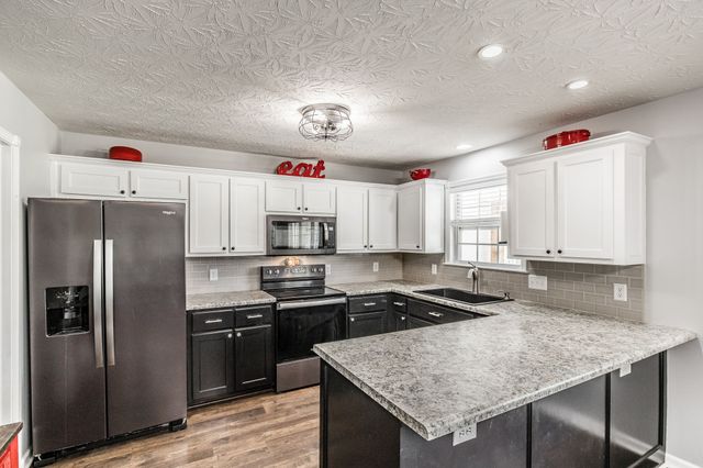 124 Emma Dr, Portland, TN 37148