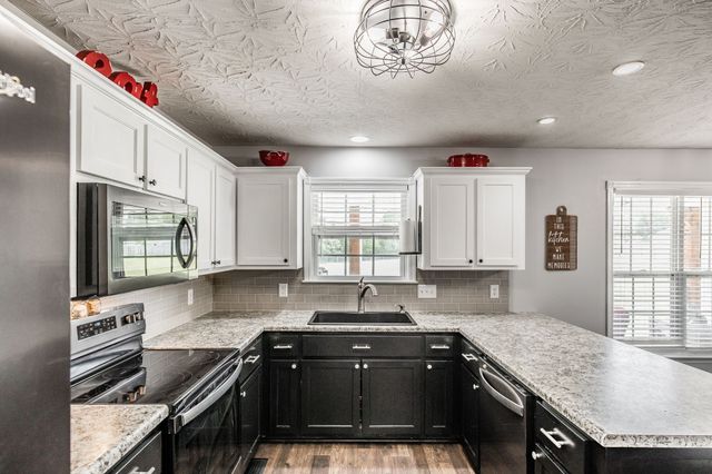 124 Emma Dr, Portland, TN 37148