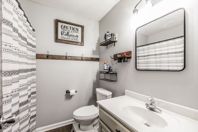 124 Emma Dr, Portland, TN 37148