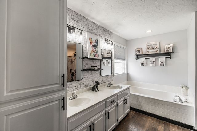 124 Emma Dr, Portland, TN 37148