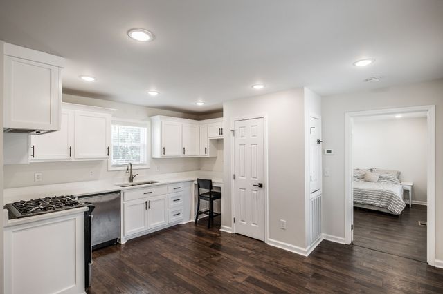 124 Emma Dr, Portland, TN 37148