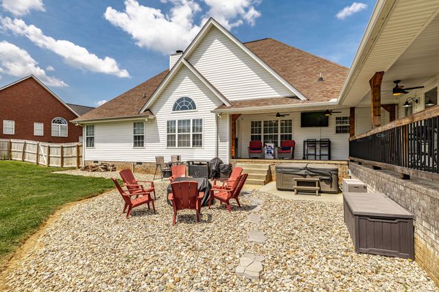 124 Emma Dr, Portland, TN 37148