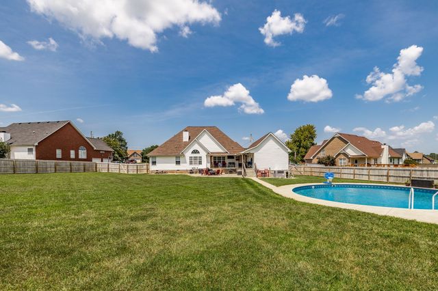 124 Emma Dr, Portland, TN 37148