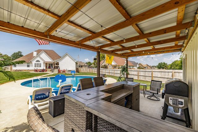 124 Emma Dr, Portland, TN 37148