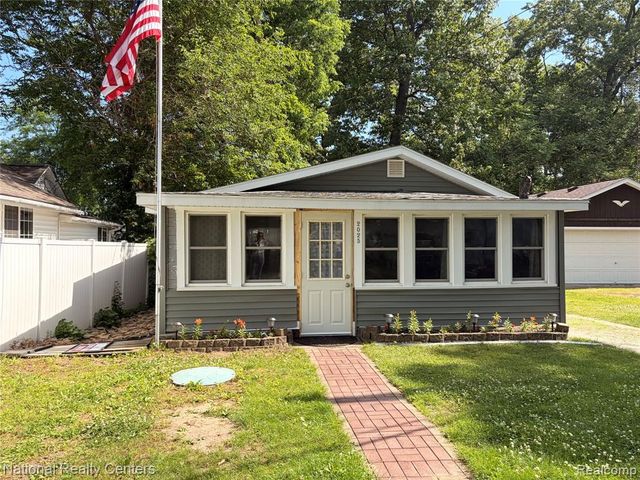 2025 Parkwood Court, Brooklyn, MI 49230