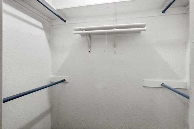 310 McClendon DR, Elgin, TX 78621