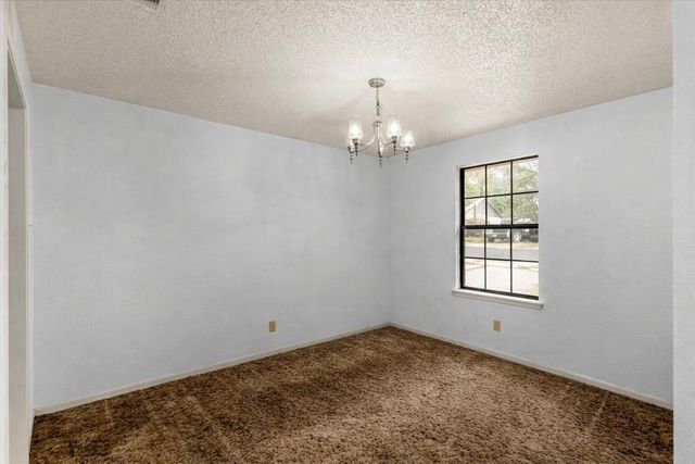 310 McClendon DR, Elgin, TX 78621