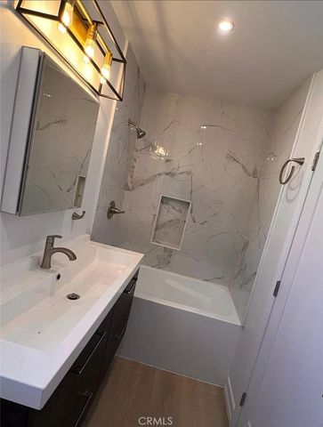 2686 Greenfield, Los Angeles, CA 90064