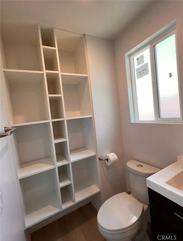 2686 Greenfield, Los Angeles, CA 90064