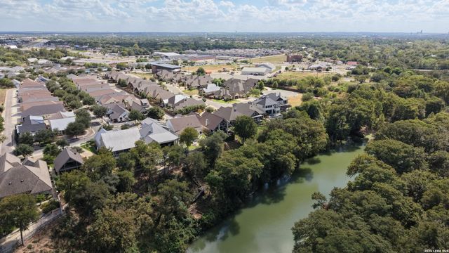 922 Gruene Place Dr, New Braunfels, TX 78130