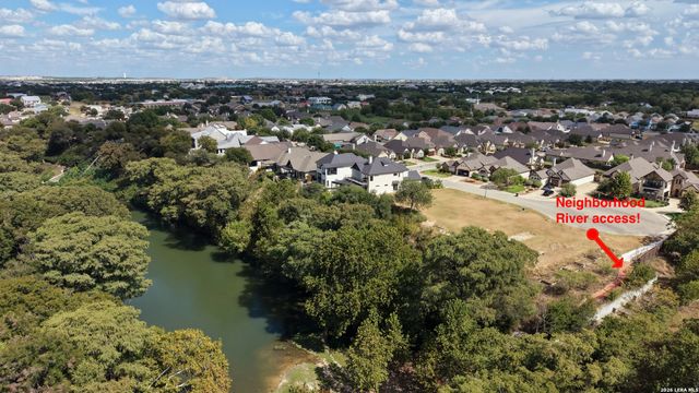 922 Gruene Place Dr, New Braunfels, TX 78130