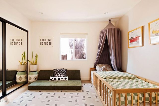 17922 Martha Street, Los Angeles, CA 91316