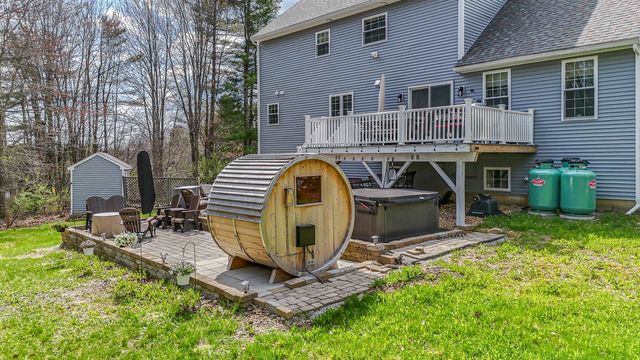 19 Davlynn Drive, Northwood, NH 03261