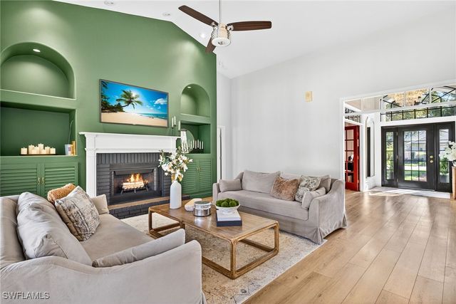 263 Silverado DR, Naples, FL 34119