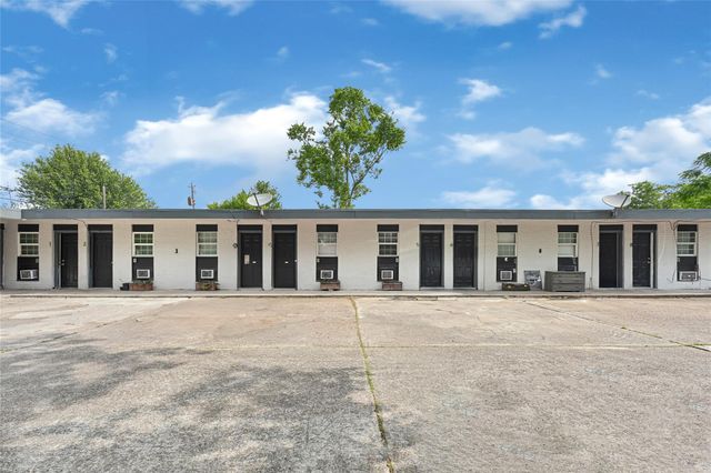 3714 Dabney Street 10, Houston, TX 77026