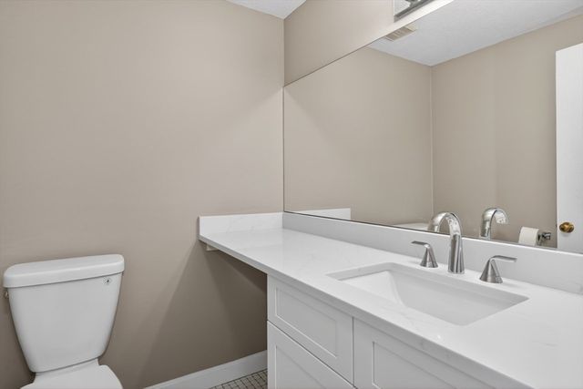 77 Wilson Street C-9, Marlborough, MA 01752