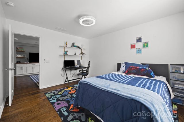 18304 Studman Branch Avenue, Charlotte, NC 28278