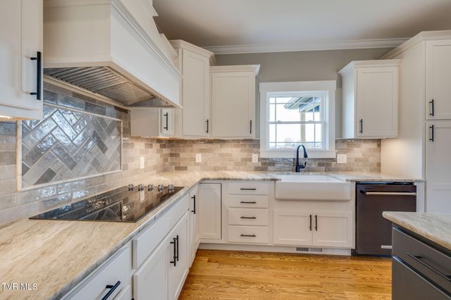 1436 Cabot Cove, Jonesborough, TN 37659