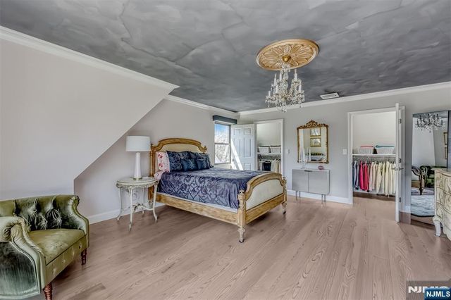 11 Ashton Place, Glen Rock, NJ 07452