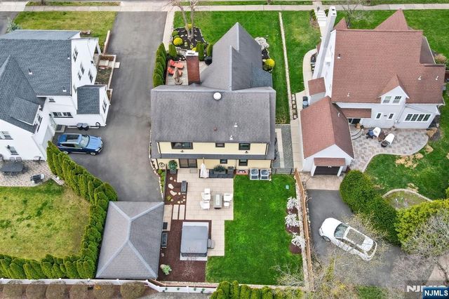 11 Ashton Place, Glen Rock, NJ 07452