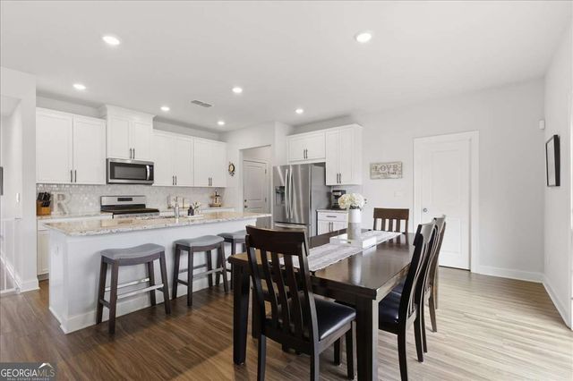 511 Payne Road, Woodstock, GA 30188