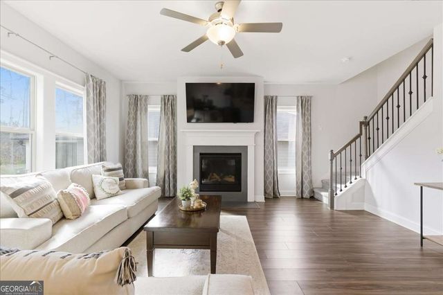 511 Payne Road, Woodstock, GA 30188