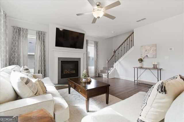 511 Payne Road, Woodstock, GA 30188