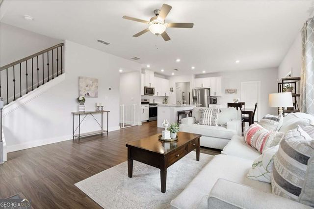 511 Payne Road, Woodstock, GA 30188