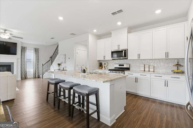 511 Payne Road, Woodstock, GA 30188