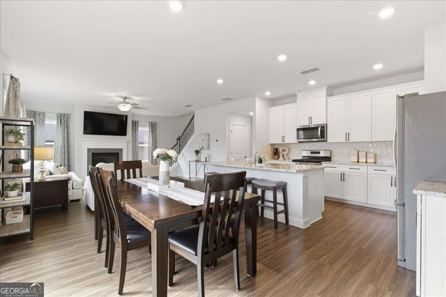 511 Payne Road, Woodstock, GA 30188