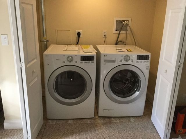 3 Oakley Rd 3, Watertown, MA 02472