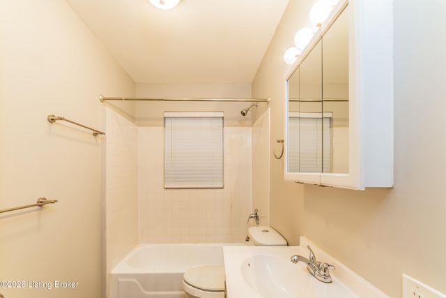 4034 Franklin Ave, Louisville, KY 40213