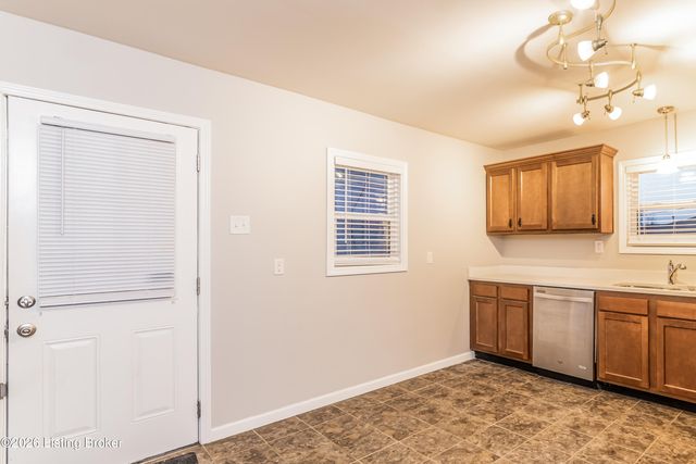 4034 Franklin Ave, Louisville, KY 40213