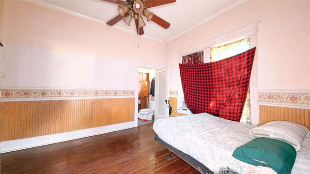 403 Farquhar Street, Navasota, TX 77868