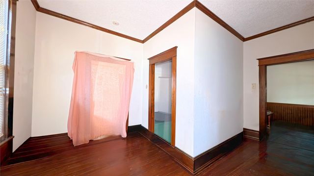 403 Farquhar Street, Navasota, TX 77868