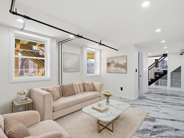 72 Holden Road, Paxton, MA 01612