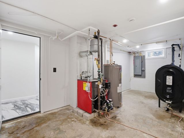 72 Holden Road, Paxton, MA 01612