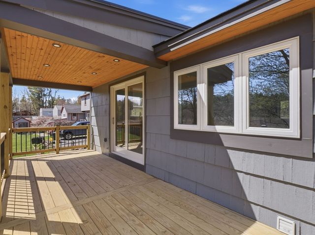 72 Holden Road, Paxton, MA 01612