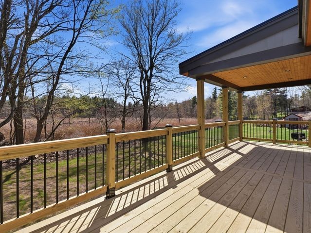 72 Holden Road, Paxton, MA 01612