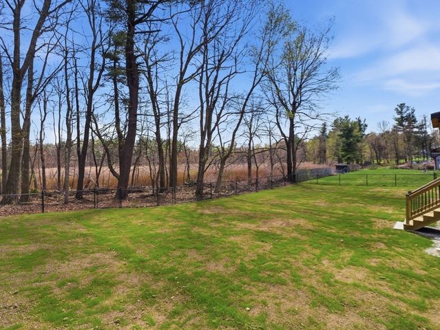 72 Holden Road, Paxton, MA 01612