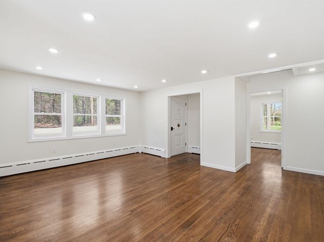 72 Holden Road, Paxton, MA 01612