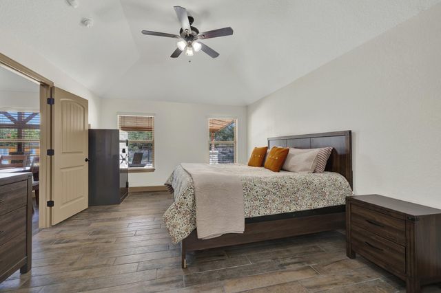 1184 Summit BLF, Canyon Lake, TX 78133