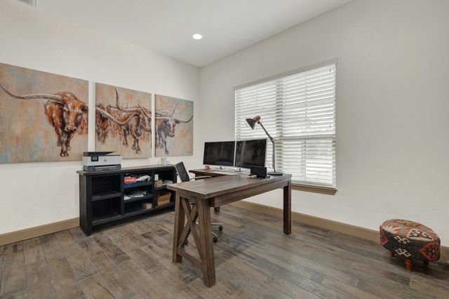 1184 Summit BLF, Canyon Lake, TX 78133