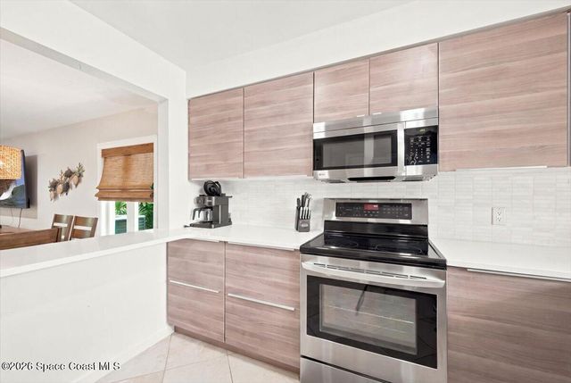 200 3rd Avenue 6, Melbourne Beach, FL 32951