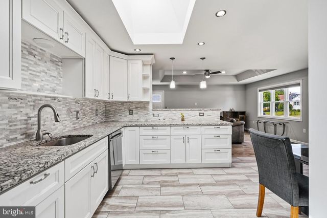 316 MONTANA AVE, Hamilton, NJ 08619