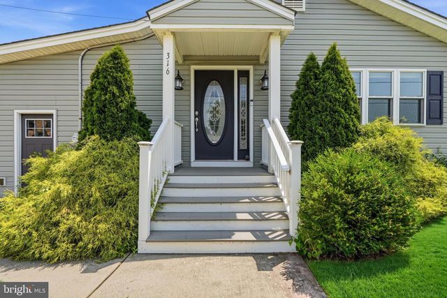 316 MONTANA AVE, Hamilton, NJ 08619