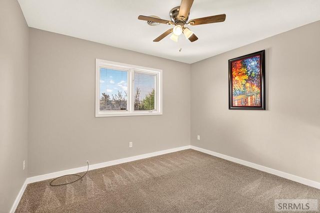 9233 S Ammon Road, Idaho Falls, ID 83406